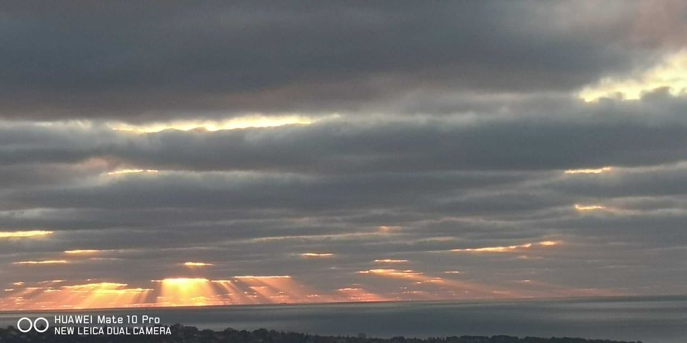 Продава се Къща в Варна, Окръжна болница - 181 кв.м за 938 €/кв.м - Снимка #3