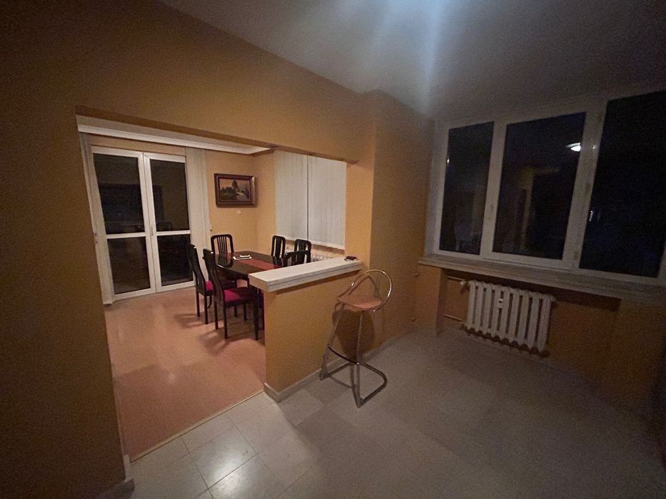 Дава се под наем Четиристаен апартамент в София, Медицинска академия - 140 кв.м за 1100 € - Снимка #5