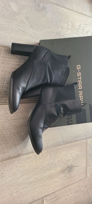 Дамски спортно-елегантни боти G-Star!