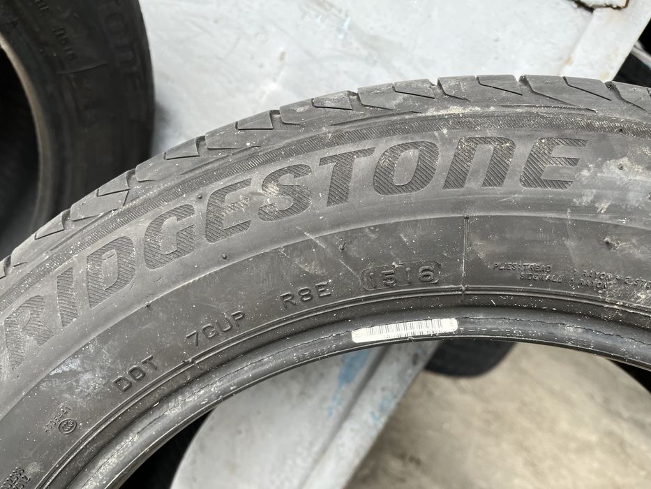 2 бр. летни гуми 225/55/17 Bridgestone RSC DOT 1516 4,5 mm