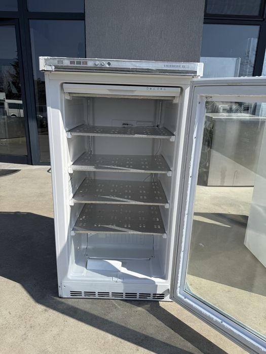 Минусова хладилна витрина Либхер 113 см