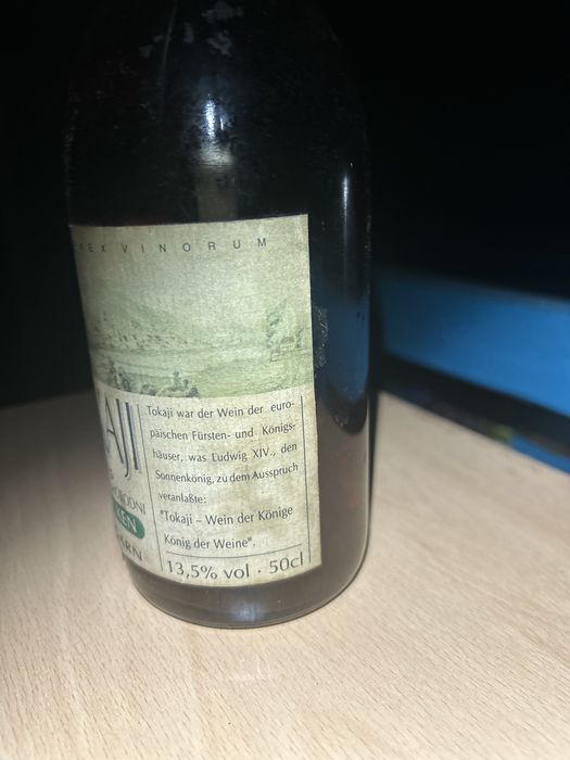 Vin alb bun.