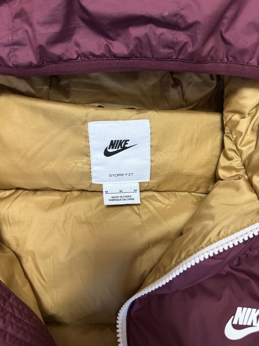 Geaca Nike M Puffer Burgundy/Gold