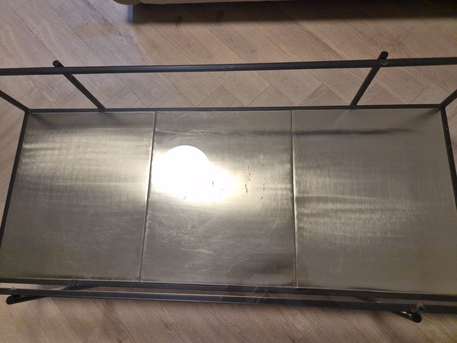 Стъклена маса с метална рамка 1.20/50