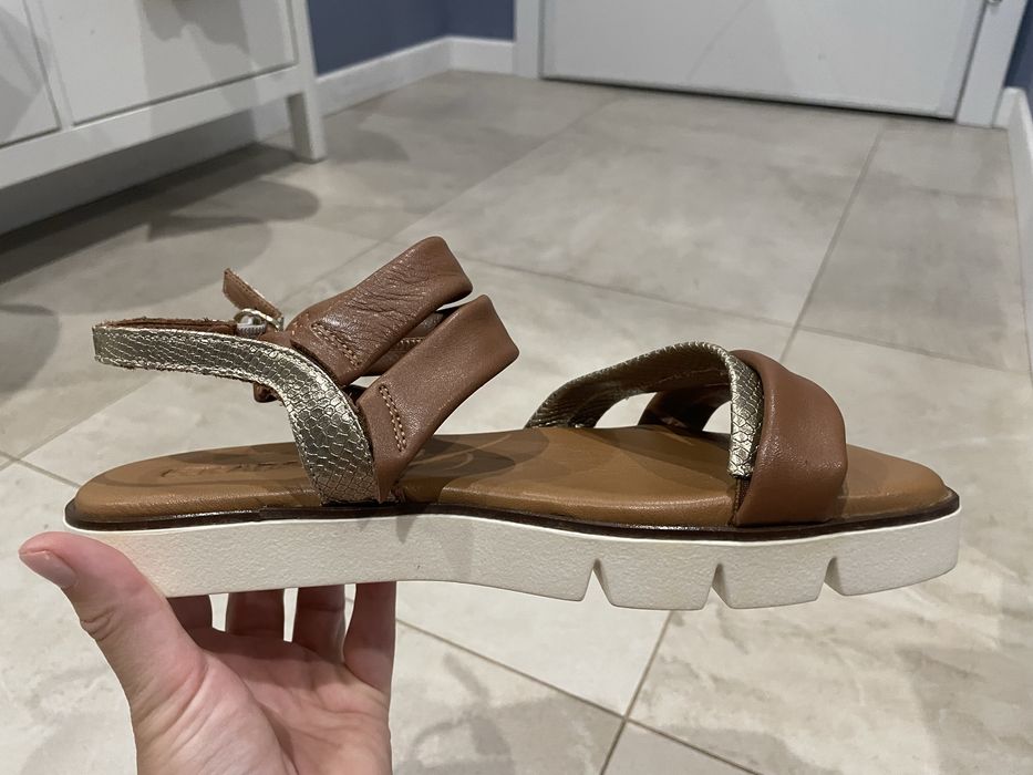 Дамски кожени сандали, 39