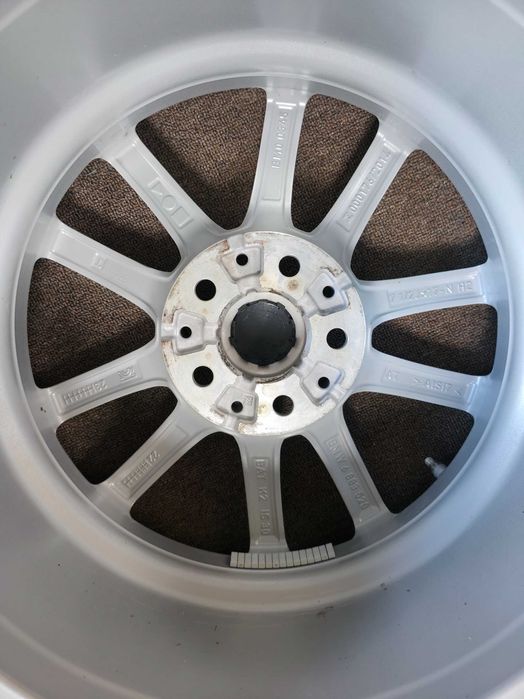 4 Jante Aliaj 5x112 17'' OE VW Golf Passat Touran Sharan Caddy Tiguan T-Roc / Skoda Octavia Superb Karoq Kodiaq 7.5J ET 30 CA NOI !