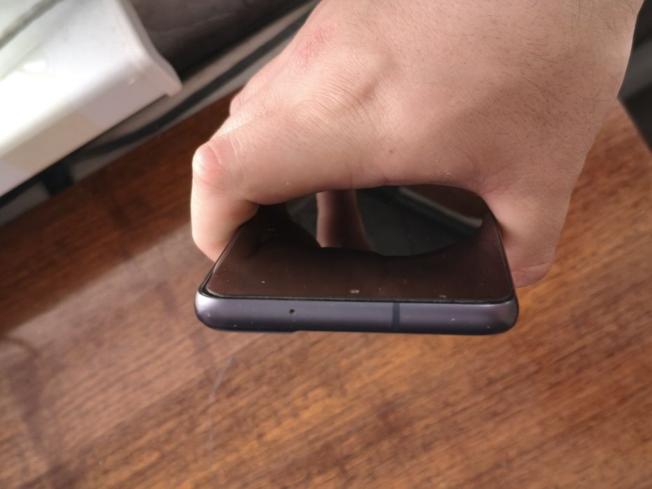 Продам Samsung S21 FE 5G