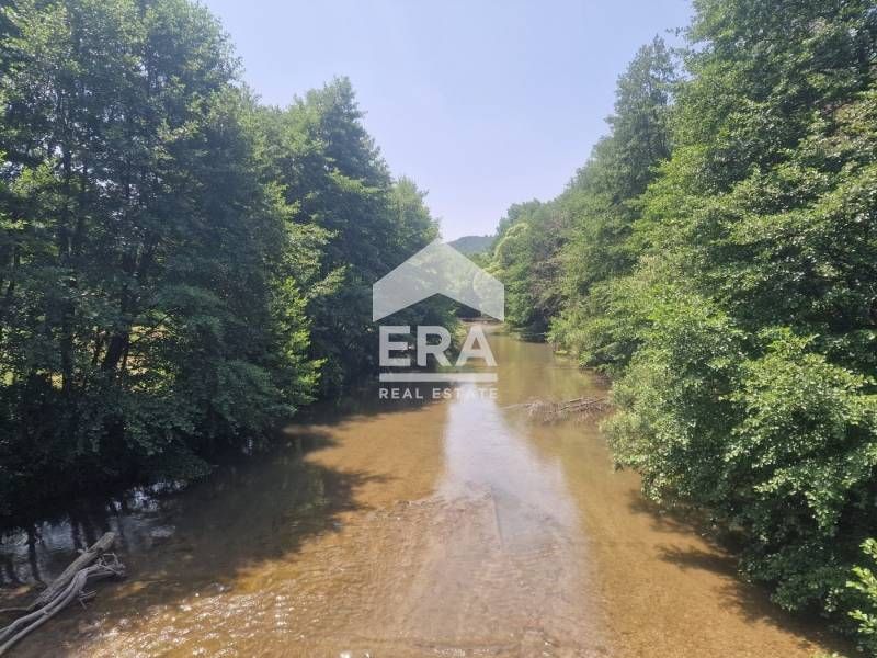 Парцел с къща в с. Друмохар