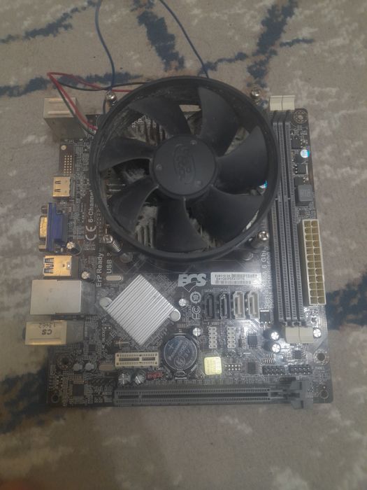 Материнская плата (не рабочая) Lga 1150 Ddr3