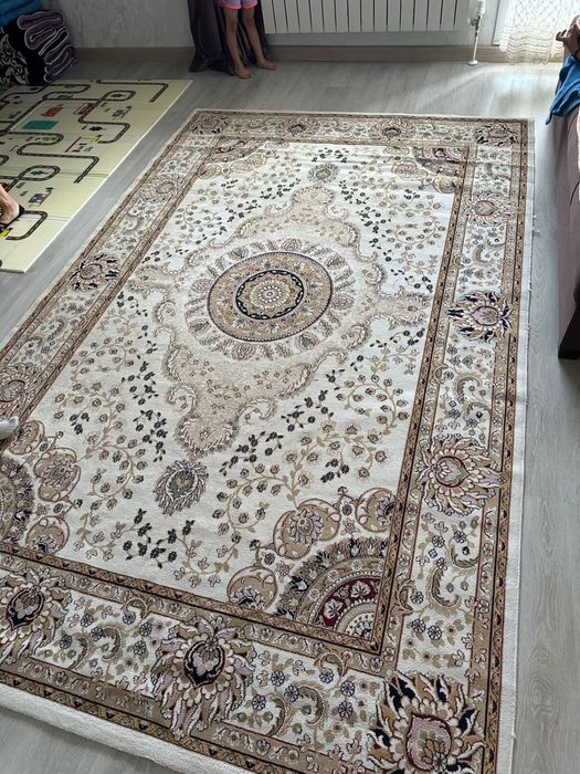 Ковер продам б/у