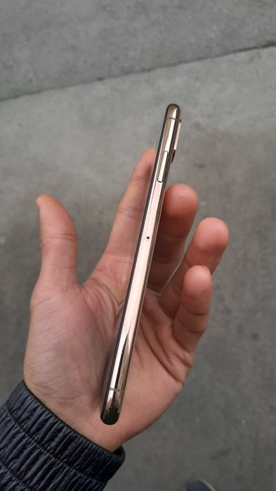 Iphone xs max sotiladi