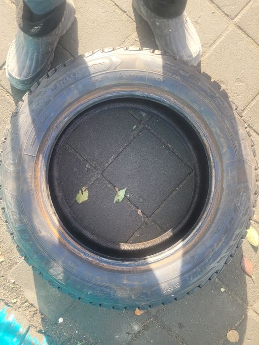 Продам одну резину Dunlop