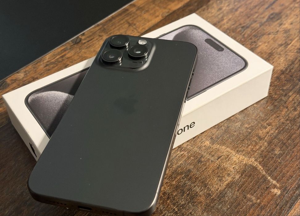 Iphone 14 pro max    ,citeste descrierea