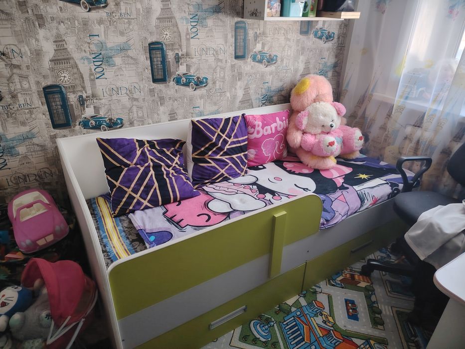 Кровать детская крепкая