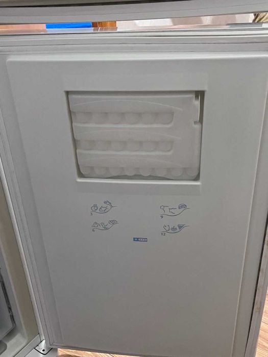 Холодильник Indesit