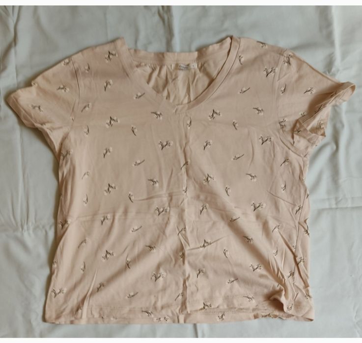 Женские летние футболки и топики