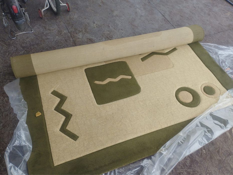 Продам ковер размер 2/3