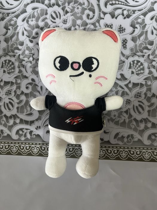 продаю игрушку SKZOO