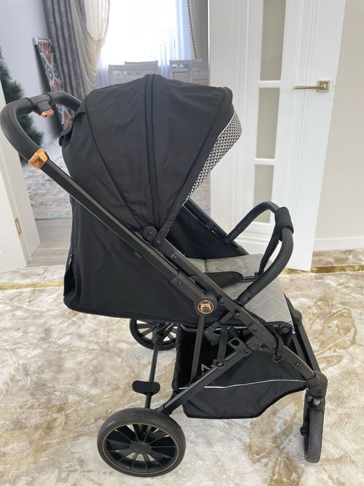 Коляска новая Ining baby