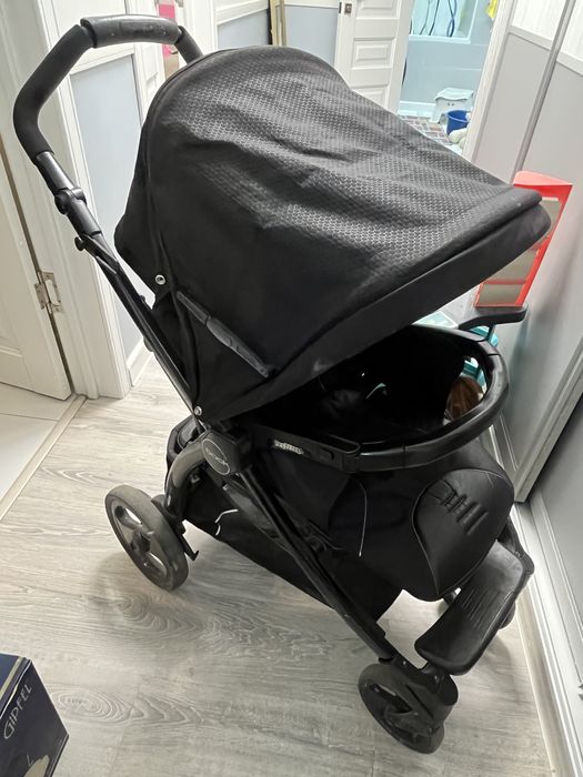 Коляска пег перего