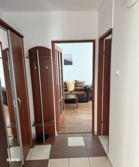 Ferdinand / Avrig  Primarie / bl mixt / decomandata / renovata /