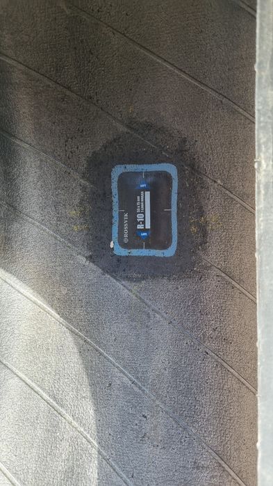 Продам шину 215/55R17