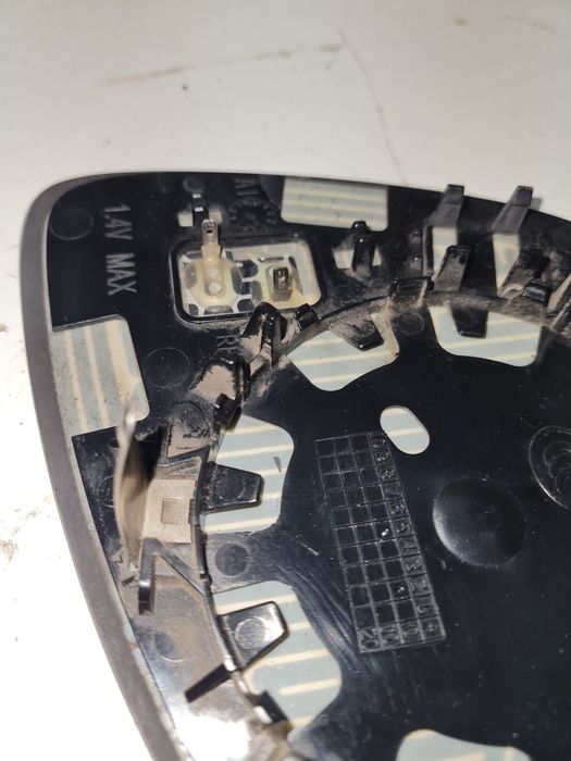 Geam oglinda dreapta + incalzire Porsche cayenne 7P  Cod  2721350