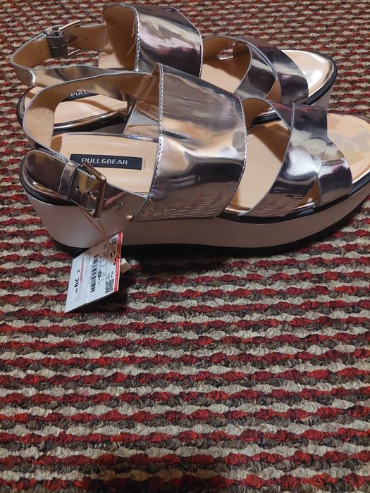Sandale Pull & Bear ,nr.39