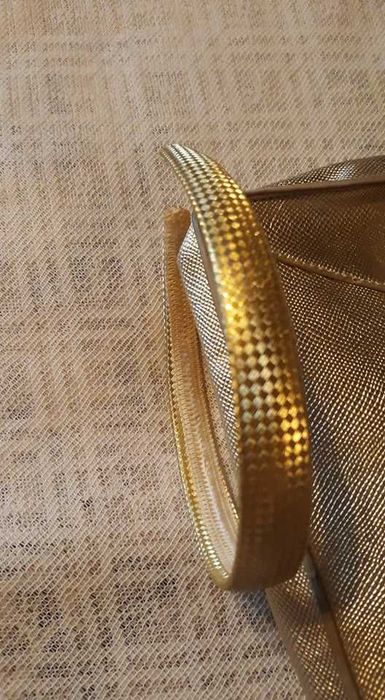 Лот в златисто- Портмоне/Victorias Secret/Диадема/Рокля