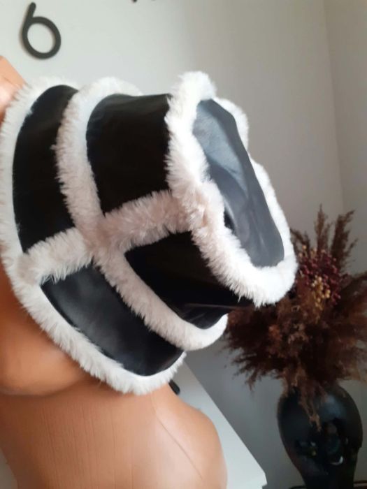 Pălărie tip buchet H&M ,nouă fără etichetă