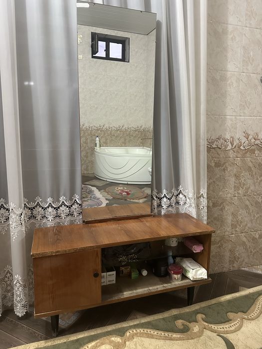 Срочно продам 2 тумбы и камод