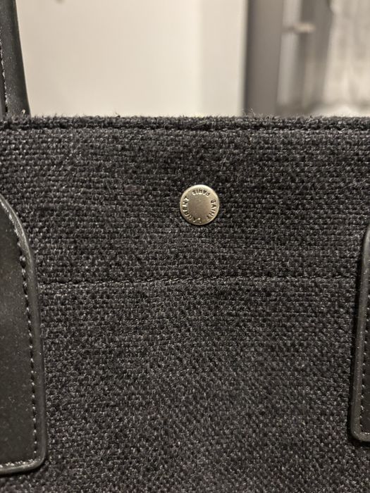 Yves Saint Laurent напълно автентична с документи