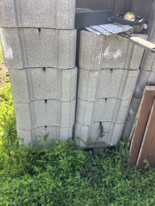 Камень блок столбовой