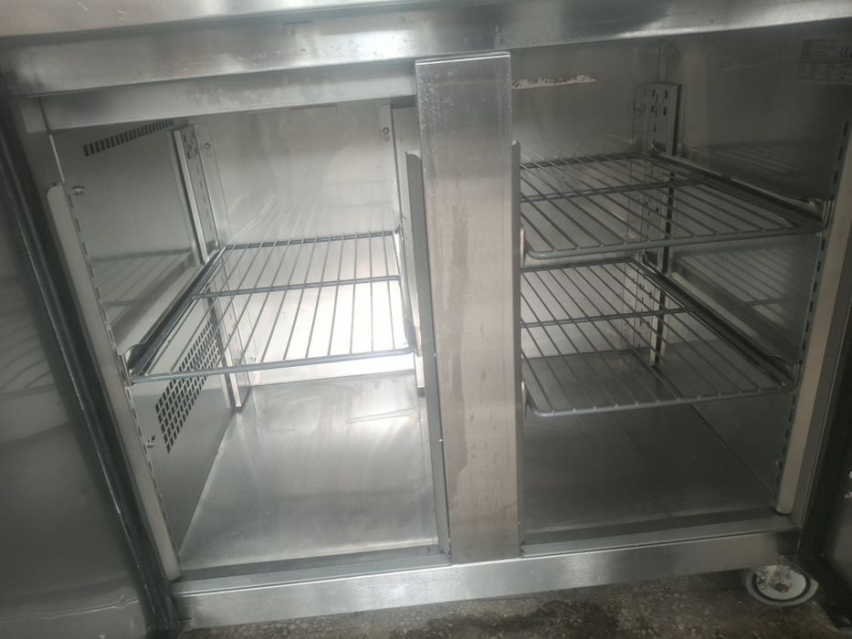 Хладилна маса с вграден салат бар, precision