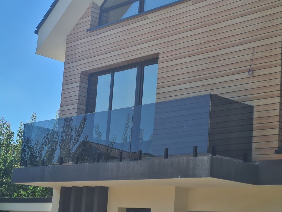 Terase sticla securizata. Cabine de dus. Balustrade de sticla .