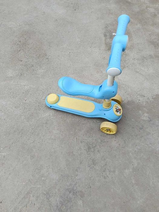 Самокат, в отличном состоянии, причина продажи переезд