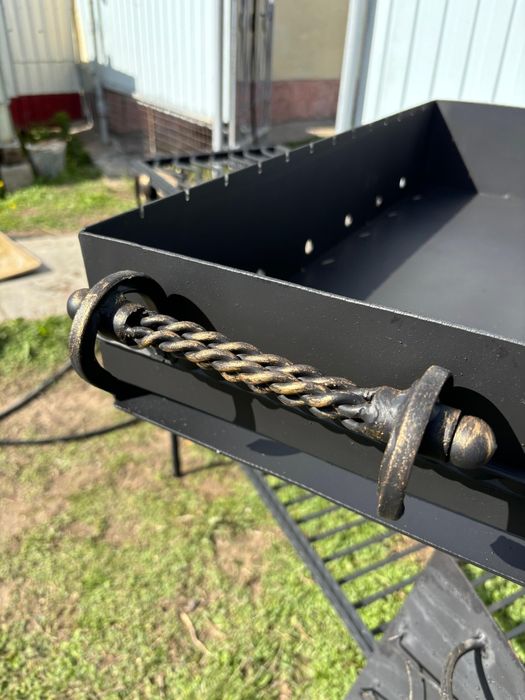 Продам  новый красивый мангал