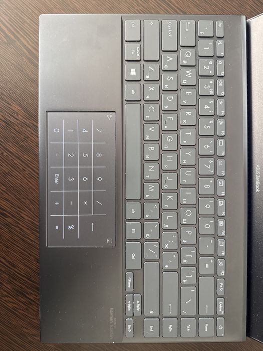 ASUS Zenbook 14" / 8 Гб / SSD 512 Гб