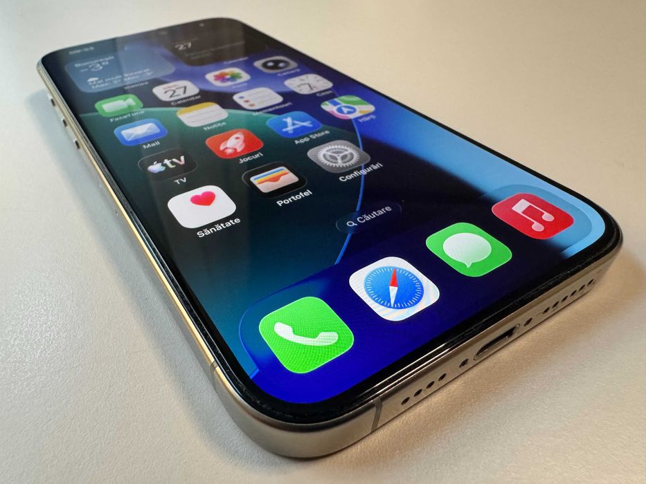  Apple / iPhone 15 Pro Max / 256 Gb / Natural Titanium