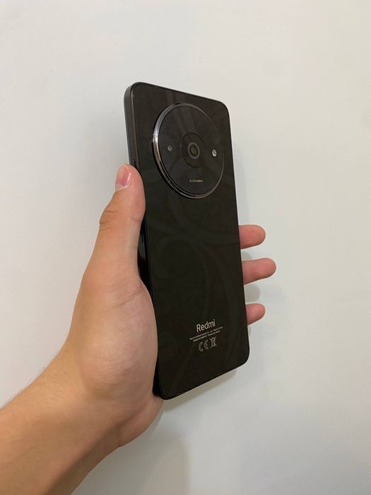 Redmi A3 (128/4 ГБ).