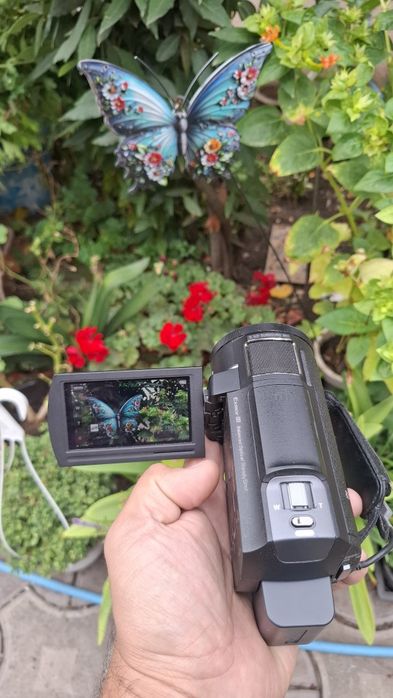 Camera videi sony ax 30/ 20.6 Mega pix . 64 Gb