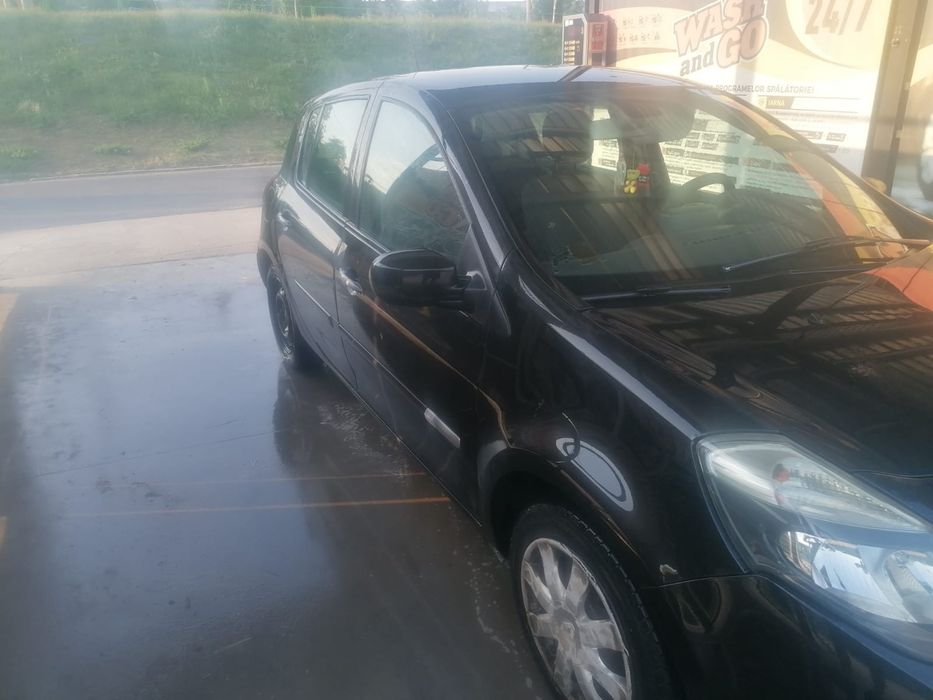 Renault clio  2011