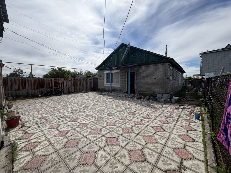 Продам большой дом