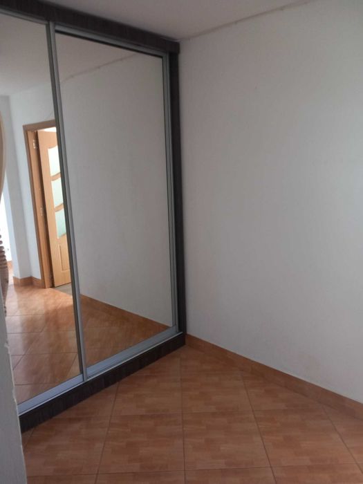 Apartament 2 camere de închiriat