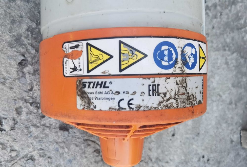 Бензинова комби система stihl km111r