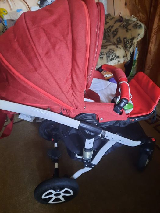 Продам коляску 3в1