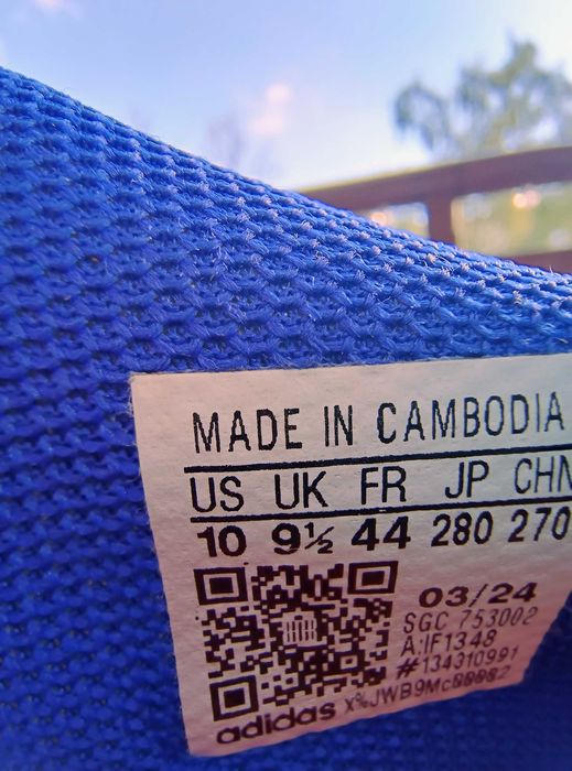 Футболни обувки ADIDAS F50 , стоножки, 44 номер.