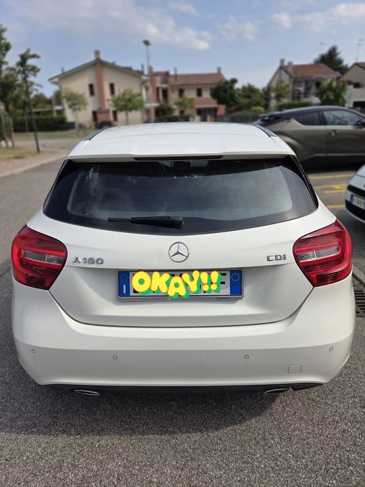 Mercedes A180 75000km  10/2012