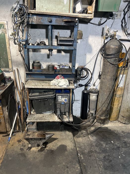 Продам пресс для гаража