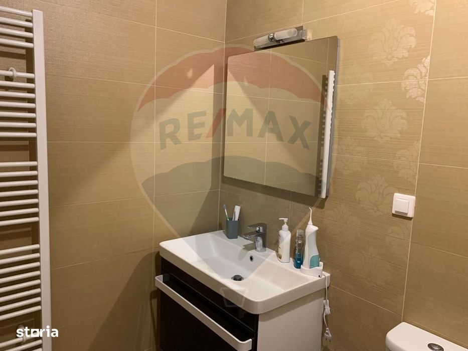 Apartament 3 camere de închiriat – Bloc nou, Bd. Unirii zona MC